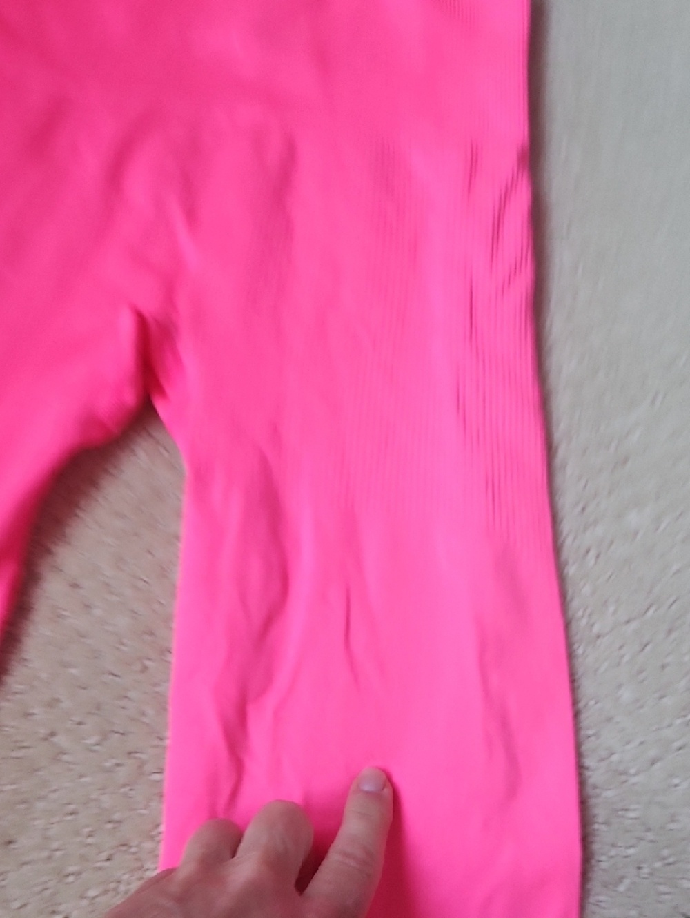 PINK Victoria's Secret Neon Hot Pink Leggings - Picture 10 of 15